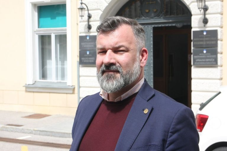 odvetnik_oskodovank.jpg