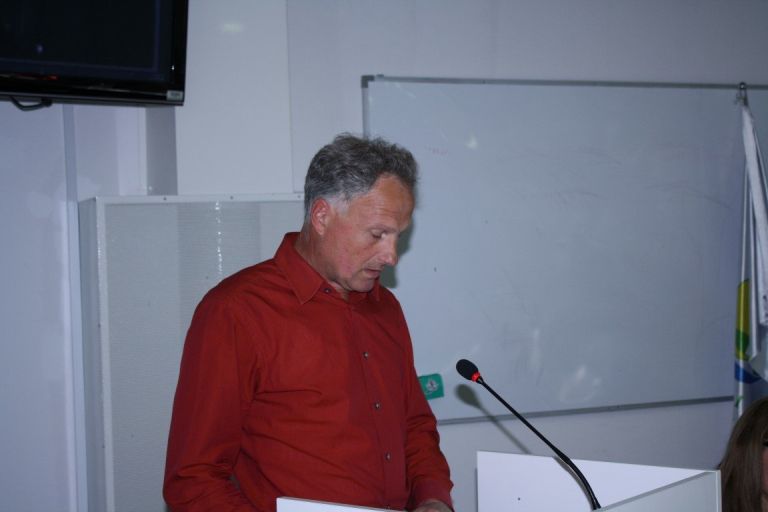 naslovcn_000.jpg