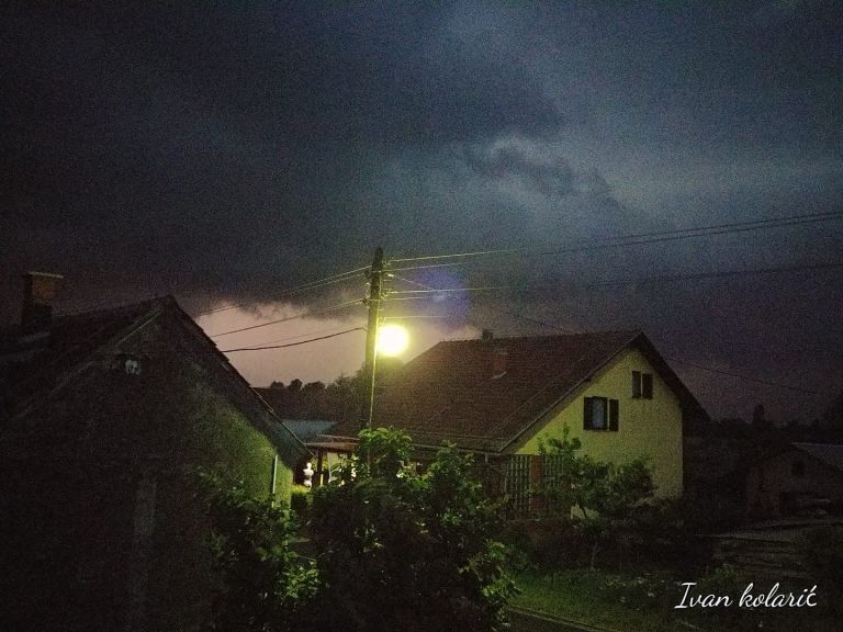 c716726fc1646b72992109d297efd6f2.jpeg