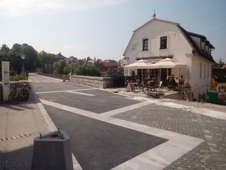 krizisce02.jpg