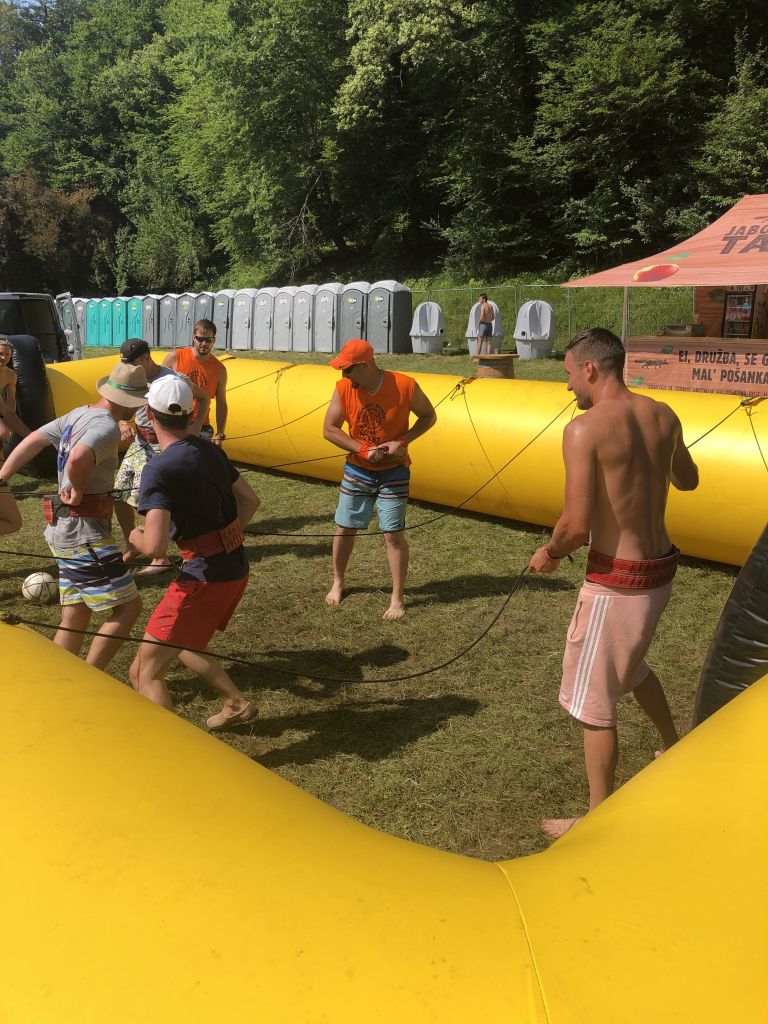 giant_football_vvic_2019.jpg
