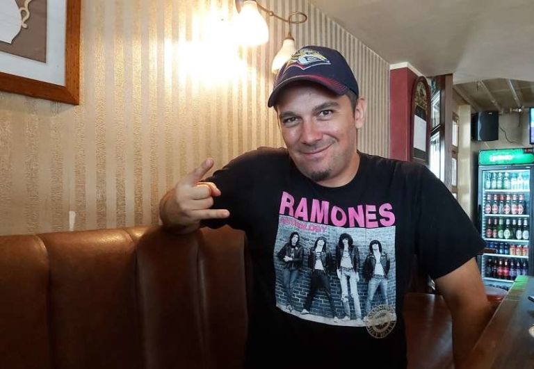 _zzzzzzzzramones.jpg