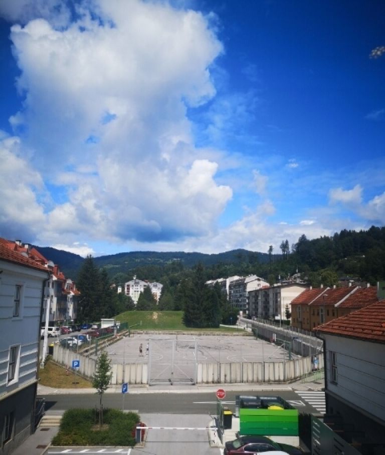imnazijsko igrišče