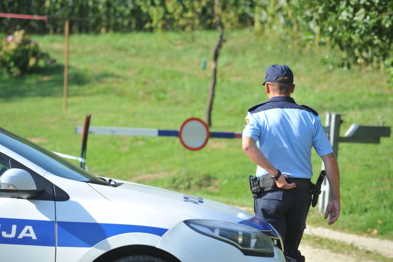 Globoka, migranti,državna meja, meja s Hrvaško, policija, SIMBOL, vojska