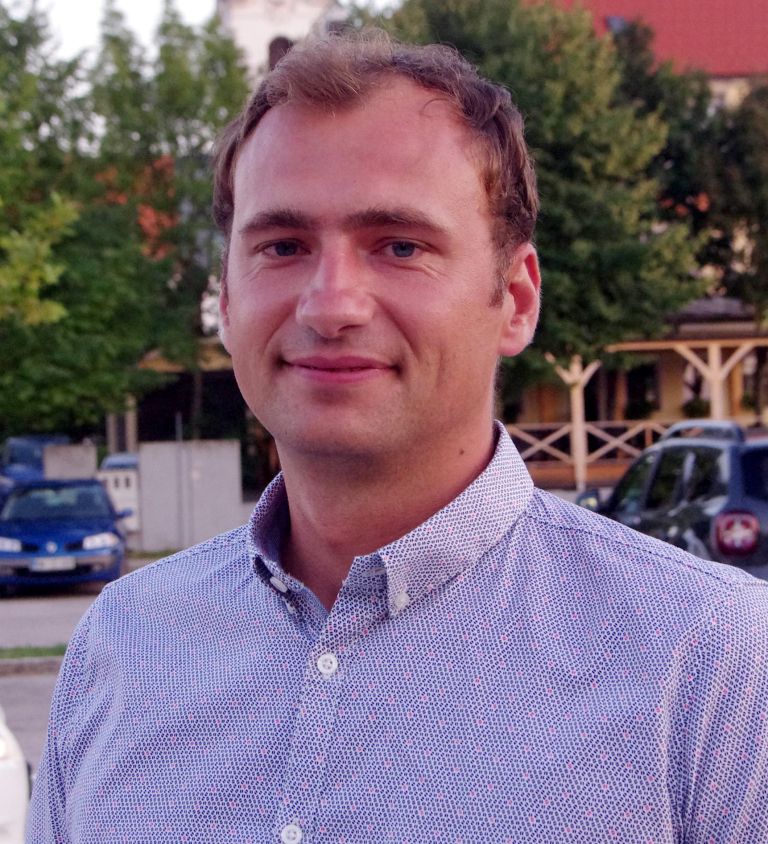 d37_sejembregar.jpg
