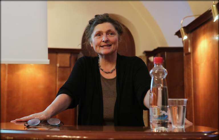 jana-rošker, sinologija, prva-slovenska-sinologinja, oddelek-za-azijske-študije, ff-ljubljana