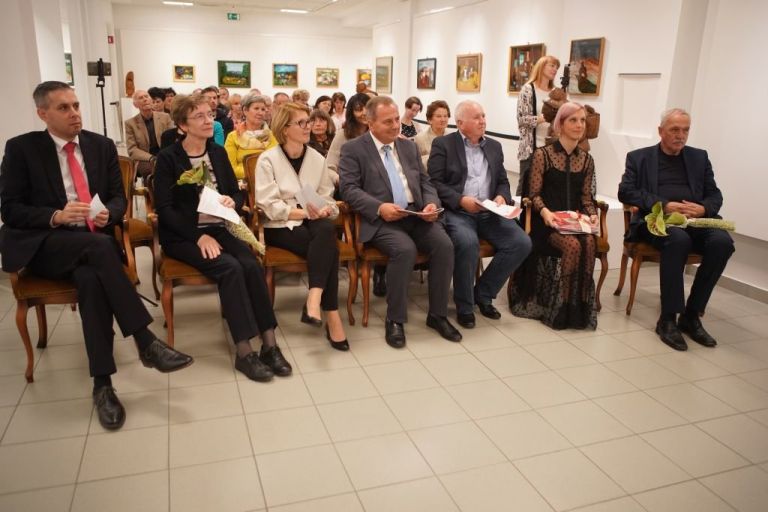 gls_trebnje__odprtje_razstave_hlebinska_naiva_24102019__foto_alenka_strazisar_lamovsek__6_.jpg