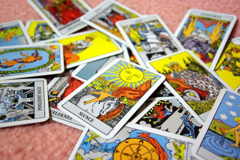 Tarot karte.jpg