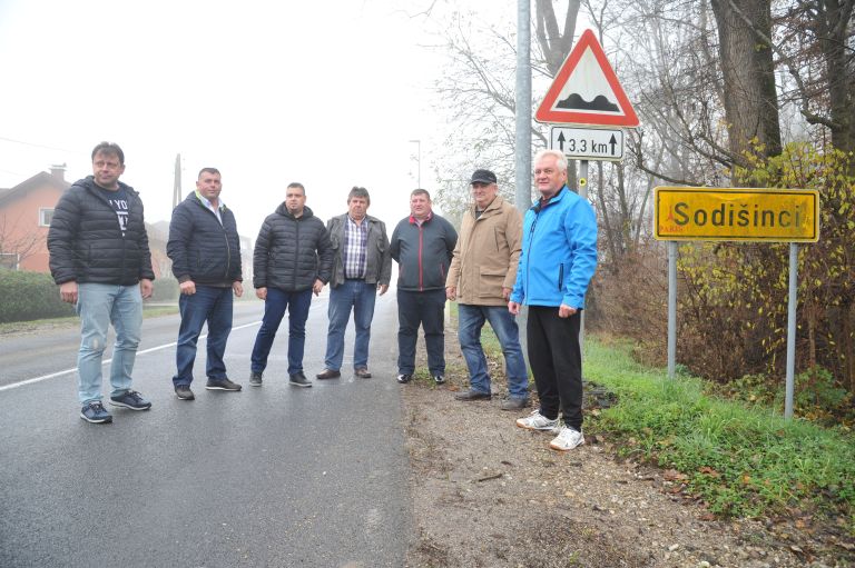 gederovci, tiskovna, civilna-iniciative-za-obnovo-cest