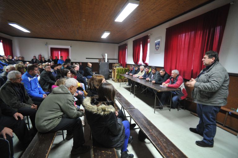 gederovci, civilna-iniciativa, krajani, obnova-cest