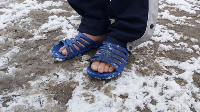 vučjak, sneg, migranti
