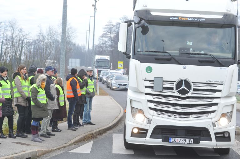 gederovci, civilna-iniciativa, shod, promet, policija