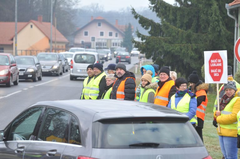 gederovci, civilna-iniciativa, shod, promet, policija