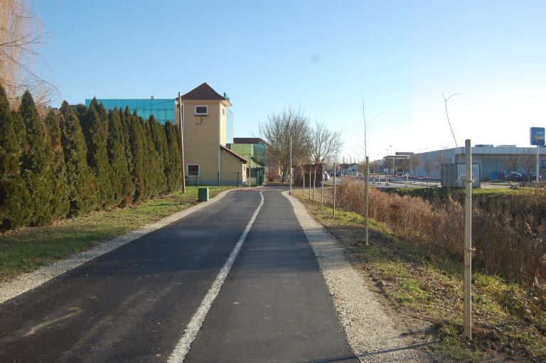 lendava, pešpot, kolesarska-steza