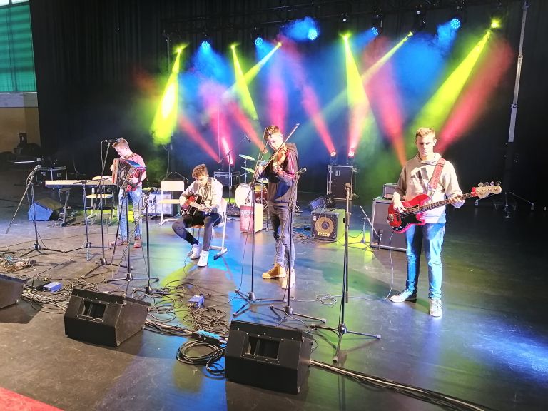 _zzkoncert__2_.jpg