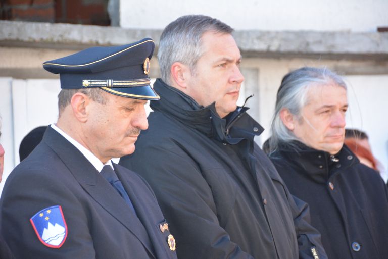 grlava, vojna, proslava