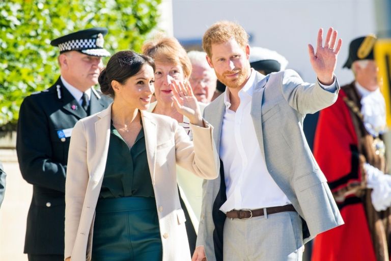 Harry in Meghan.jpg