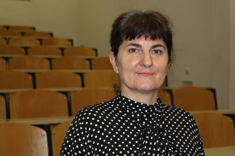 mojca_tomazin__direktorica_etrs.jpg