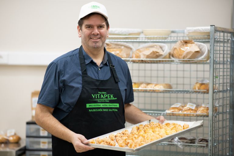 vitapek, brez-glutena, otvoritev, pekarna