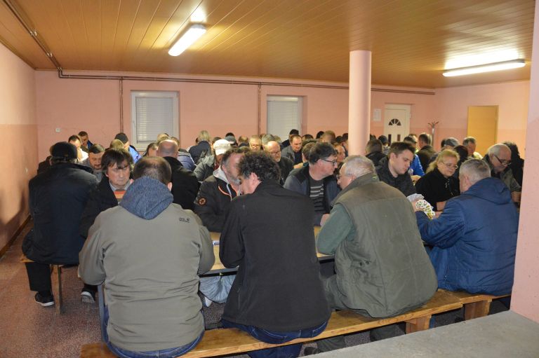šd-lucova, kartanje, šnops, turnir