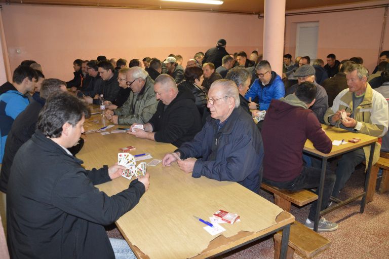 šd-lucova, kartanje, šnops, turnir