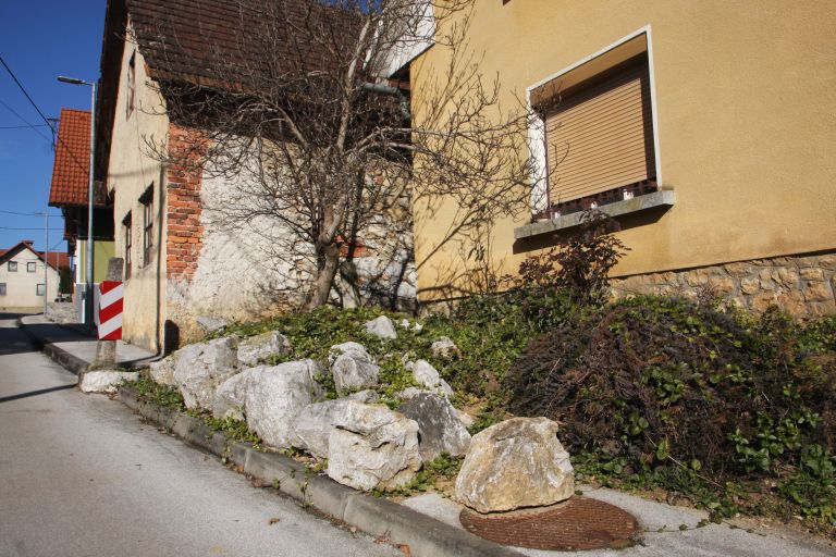 sredi_plocnika_na_mlinarski_poti.jpg