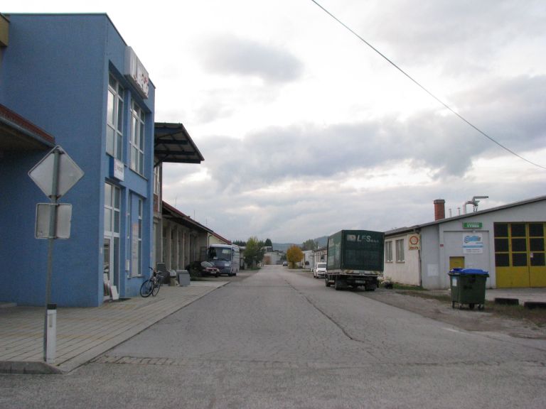 industrijska_cona_ugar__okt_2017.jpg