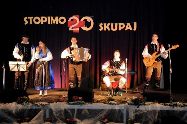 skupaj__019.jpg