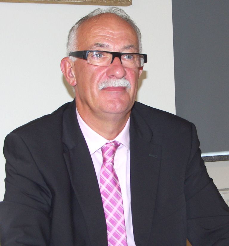 d08_hudoklin_franc_.jpg