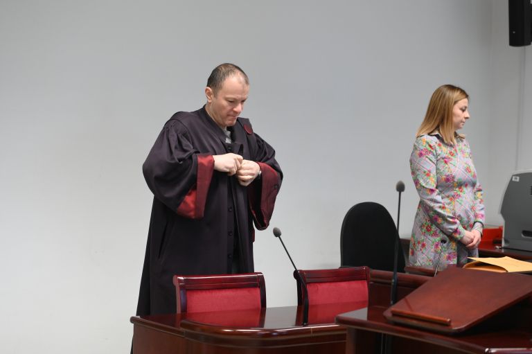 sojenje-v-zadevi-galex