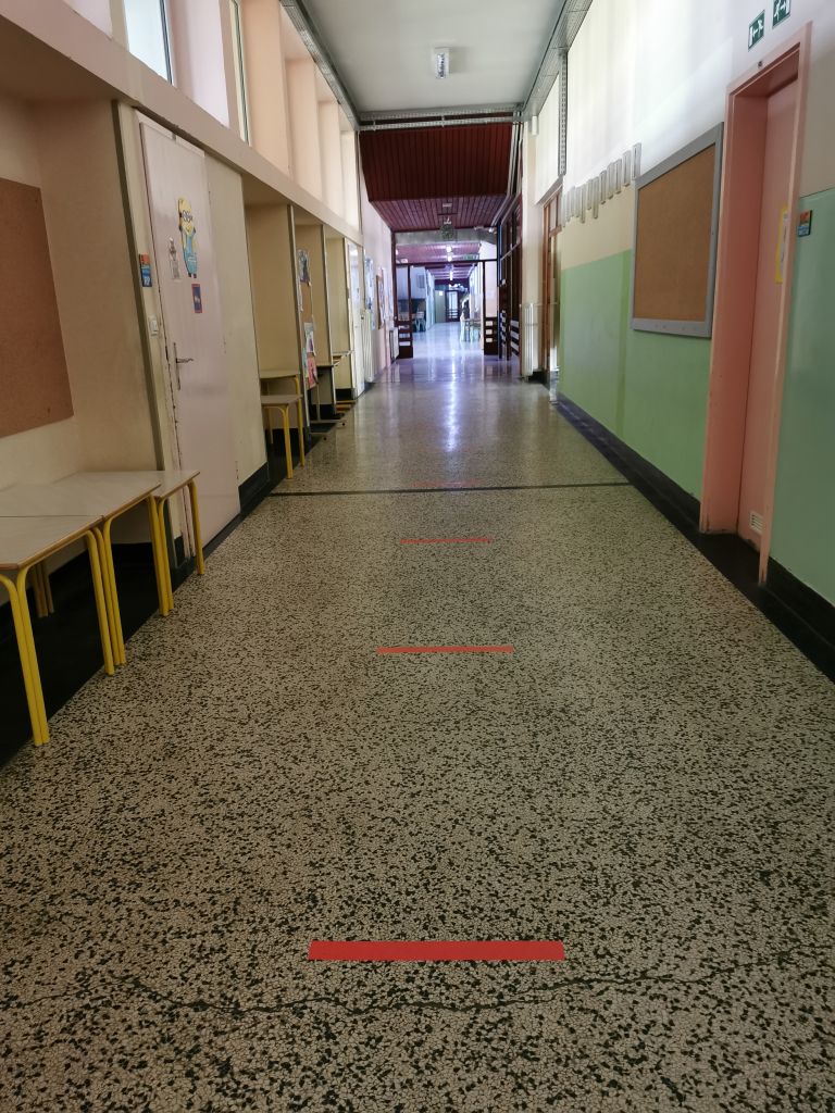 oš-križevci, šola