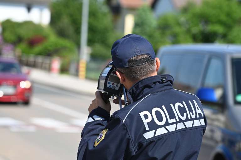 petanjci, nadzor-prometa, radar, policija, simbol, promet