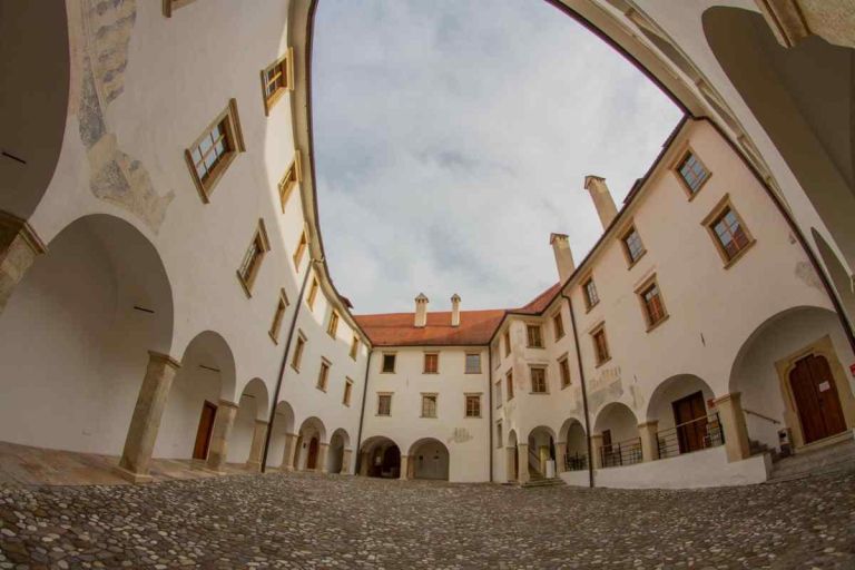 praznik01.jpg