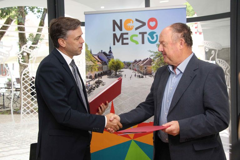 podpis03.jpg