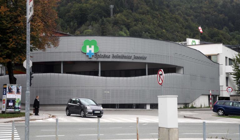jesenice bolnisnica bobo.jpg