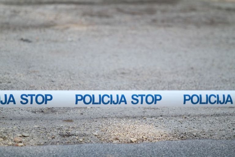 policija_trak_02.jpg