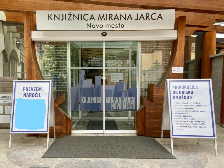 knjiznica_mirana_jarca_nm.jpg
