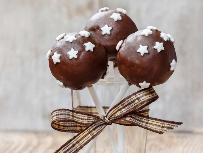 cake pops.jpg