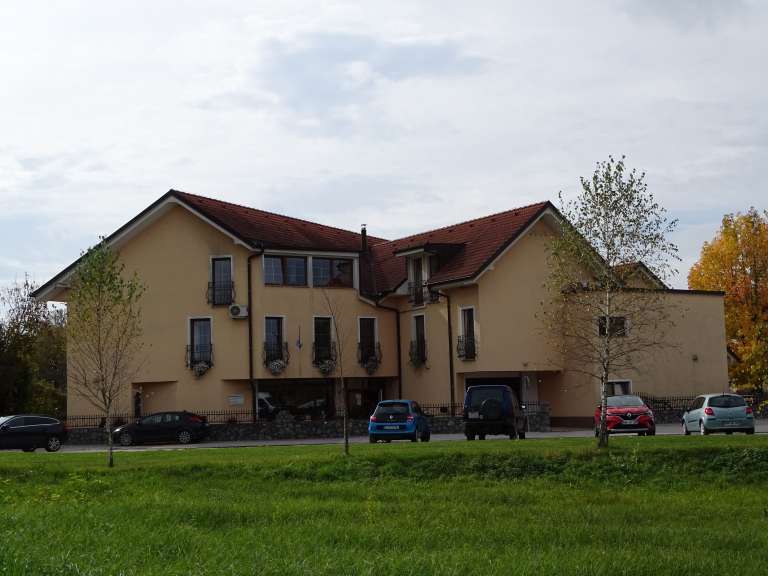 d48_koronadomsmarjeta.jpg