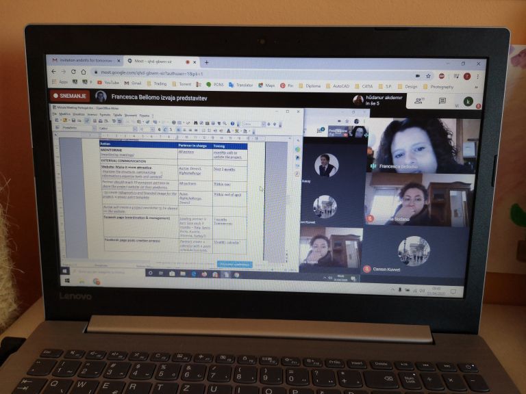 yes_volunteering_skype_0001.jpg