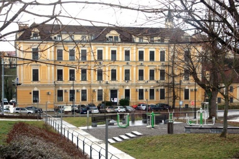 bolnisnica_novo_mesto.jpg