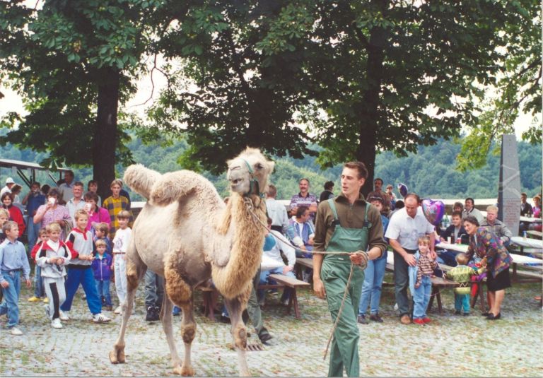 grajski_ziv_zav_1995.jpg