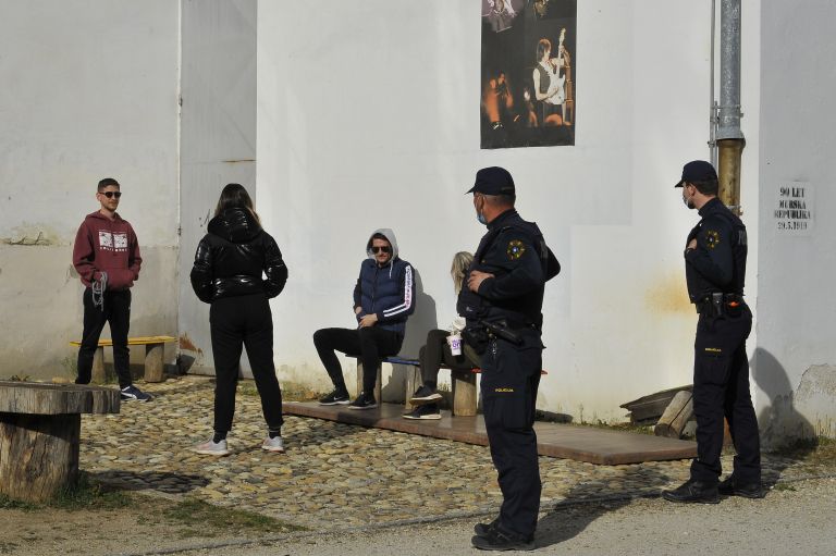 murska-sobota, policija, kontrola-covid-ukrepov