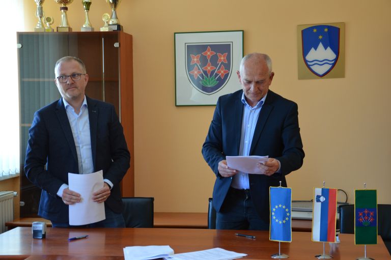 občina-šalovci, legartis, podpis-gradbene-pogodbe, ekonomsko-poslovna-cona-šalovci