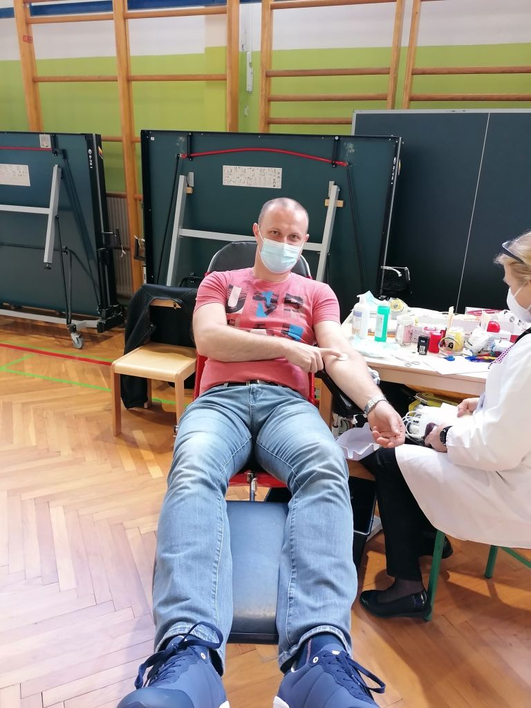 tudi_bivi_uenci_ole_so_krvodajalci.jpg