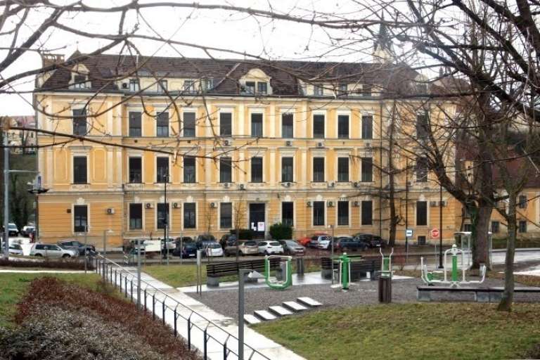 _zzzzbolnisnica_novo_mesto.jpg