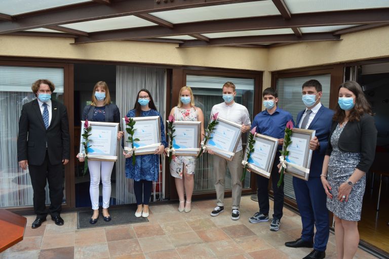 pomurska-izobraževalna-fundacija--pif, mitja-slavinec, raziskovalne-naloge, simona-kustec