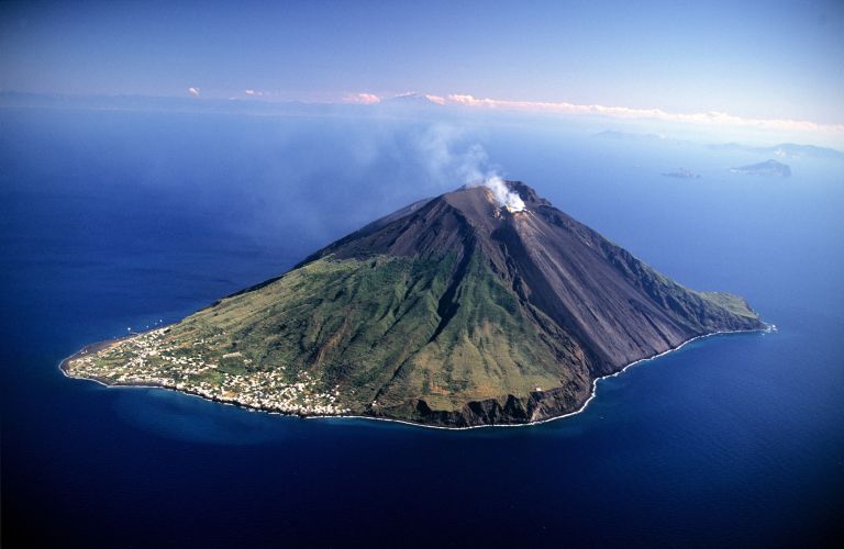 Stromboli.jpg