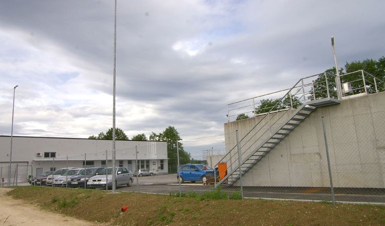 komun_001.jpg