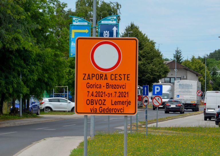 zapora-ceste, zapora, obvoz